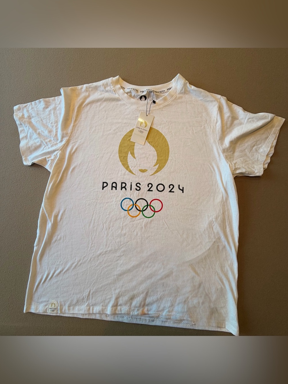 Paris 2024 Olympics T-Shirt white with gold logo NWT Size: XXL